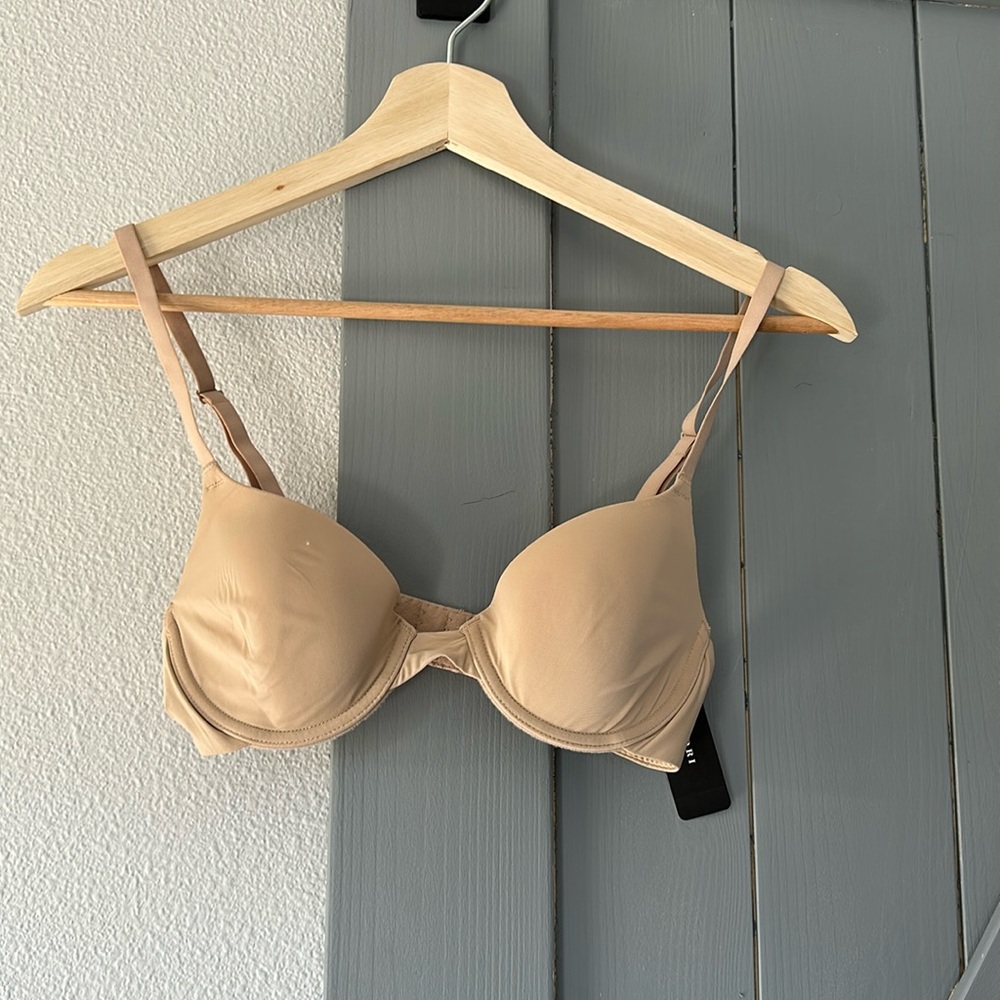 NWT Natori Minimal Convertible Push-Up Bra 32A Cafe